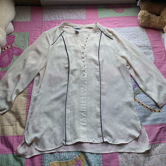 H&M Beige Blouse - Picture 2 of 4
